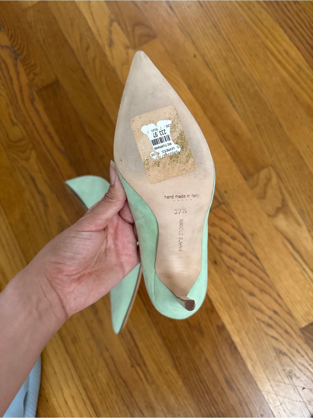 Manolo Blahnik Light Mint Green Suede Pointed-Toe Pumps - Picture 9 of 9